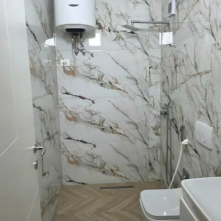 Lungomare Color Appartement Vlorë